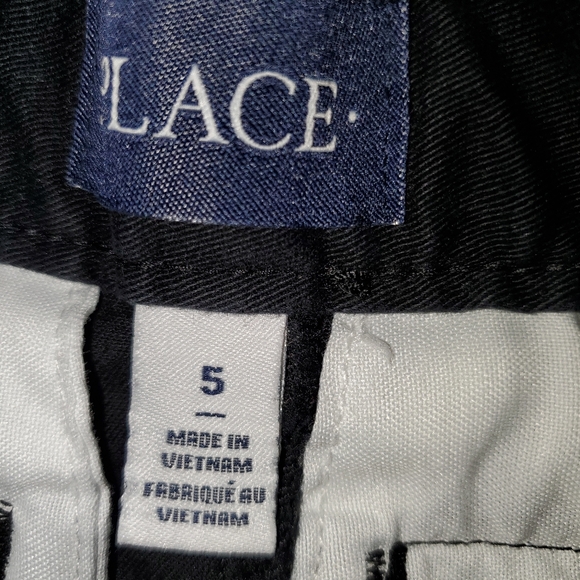 The Children's Place Boy's Uniform shorts sz 5 black - Picture 2 of 3